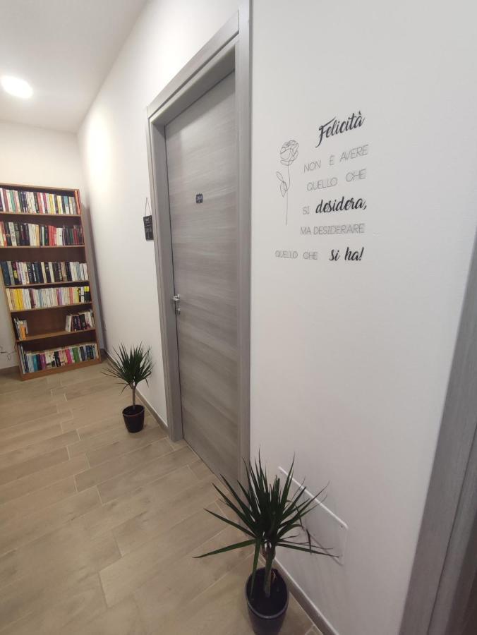 A Casa Di Lina Hotel ออลเบีย ภายนอก รูปภาพ