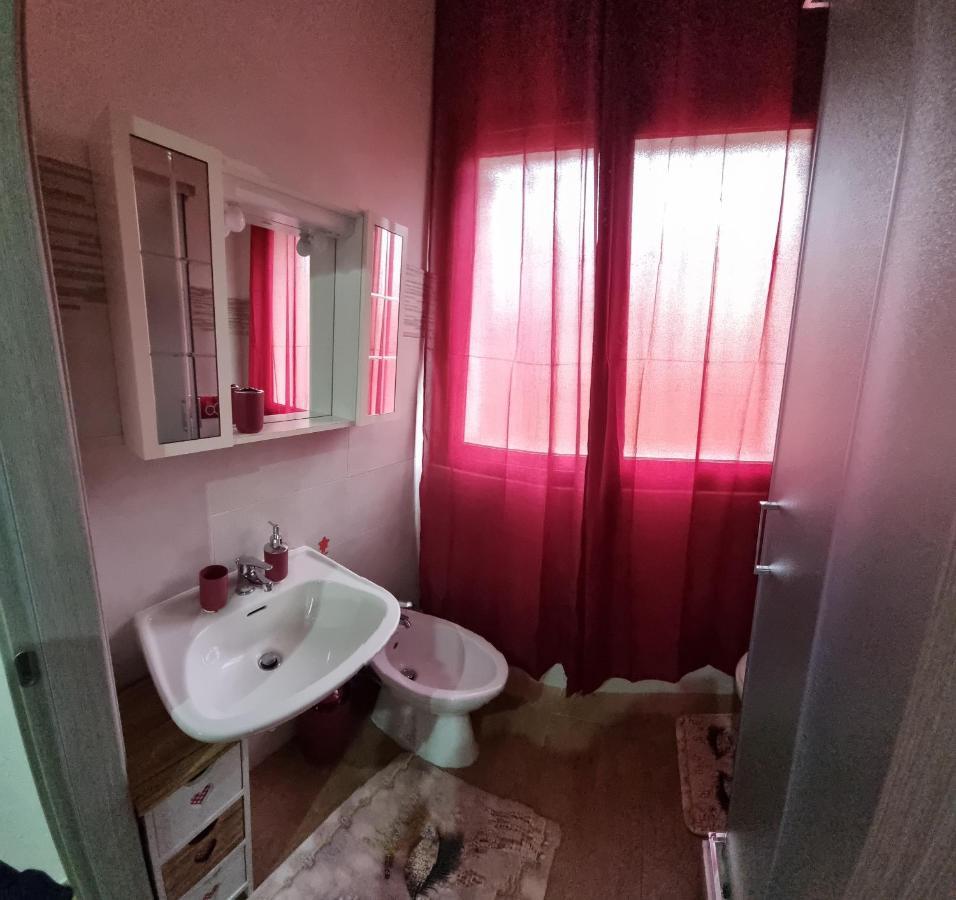 A Casa Di Lina Hotel ออลเบีย ภายนอก รูปภาพ